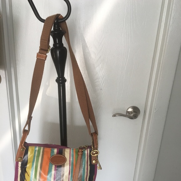 Authentic FOSSIL Multicolored CrossBody Bags & key - Picture 2 of 7
